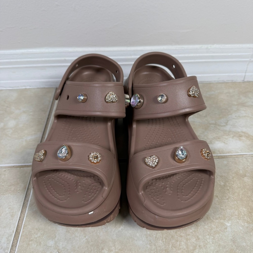 Crocs Mega Crush Sandal Womens 6 Brown Platform Rhinestone Heart Jibbitz 207989 - Picture 3 of 8